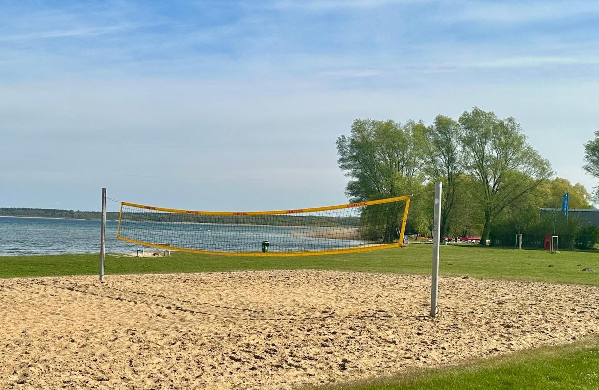 Kapitaens-Bungalow Am See Göhren-Lebbin Exteriör bild